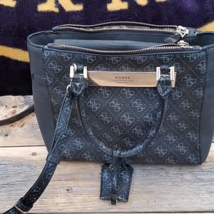 Guess purse